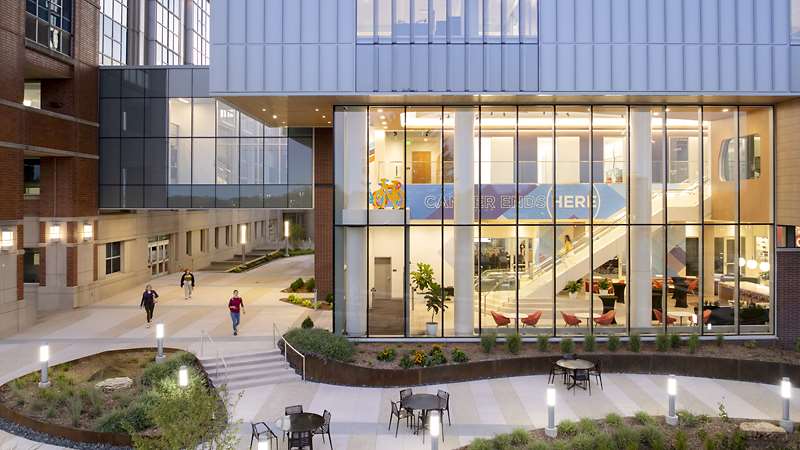 Center for Cancer Discovery Entrance