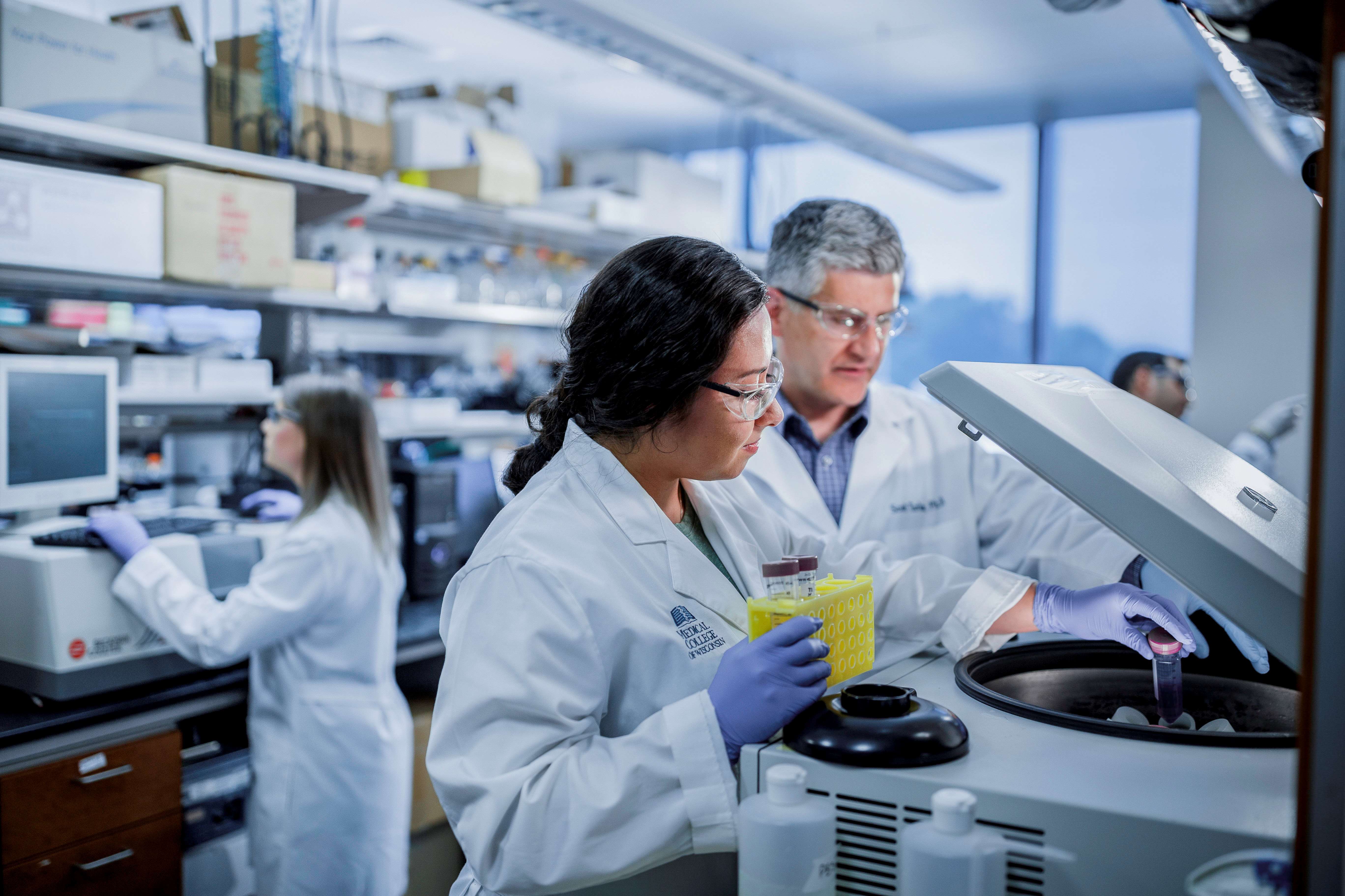 Research Bench Lab